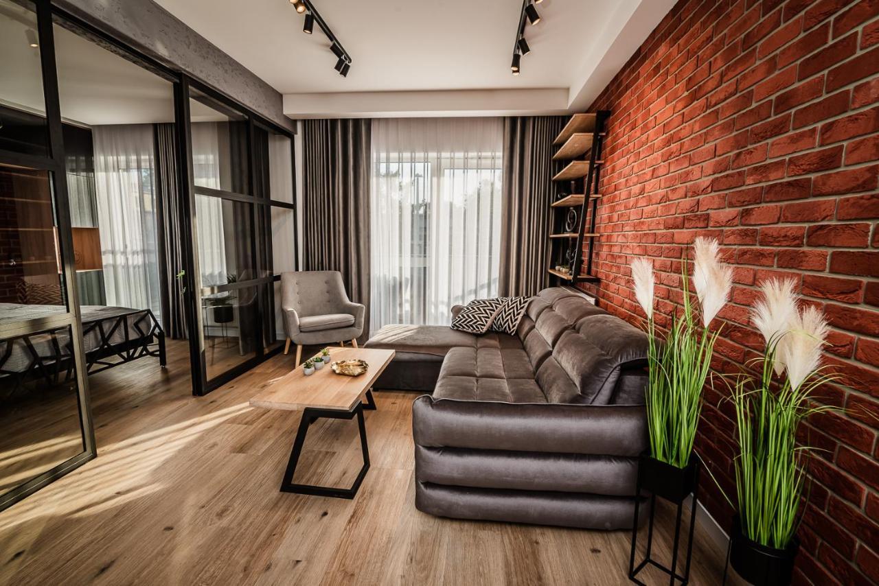 Loft Apartament Aleje Wolnosci 新松奇 外观 照片